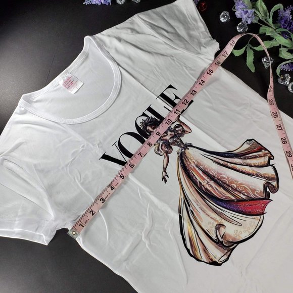 Vogue Disney Snow White Queen Short Sleeve T-Shirt - Picture 11 of 14